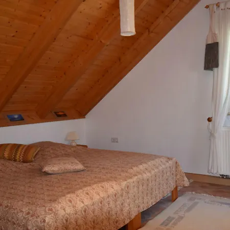 بيت للعطل Idyllic Holiday In Near The Forest *