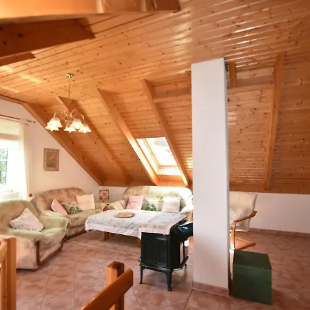 بيت للعطل Idyllic Holiday In Near The Forest *