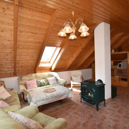 بيت للعطل Idyllic Holiday In Near The Forest *