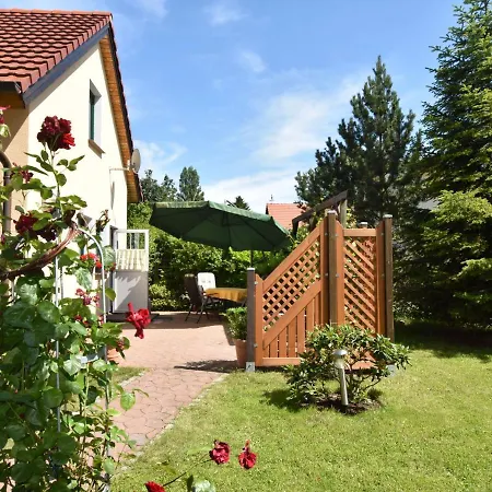 بيت للعطل Idyllic Holiday In Near The Forest